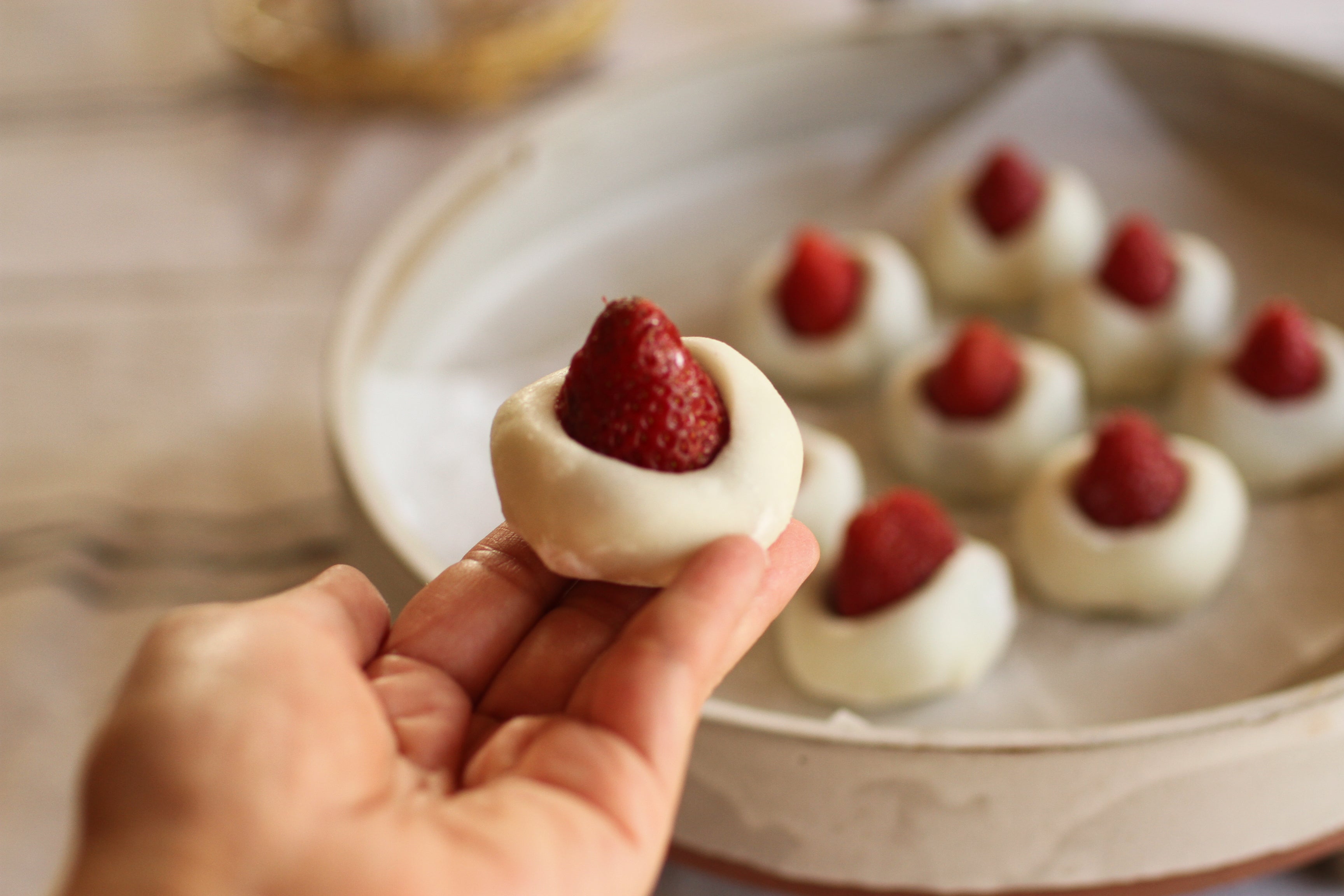 Strawberry Mochi/ 莓大福